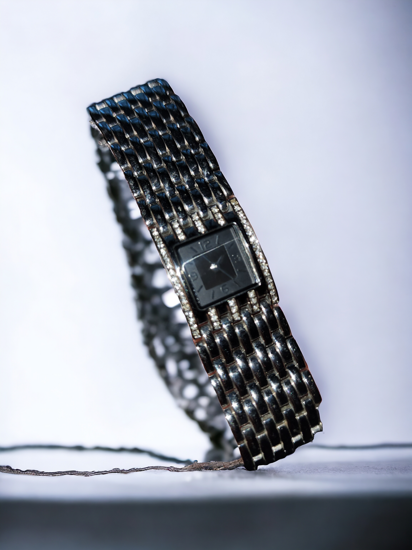 Fashion Watch With Crystals