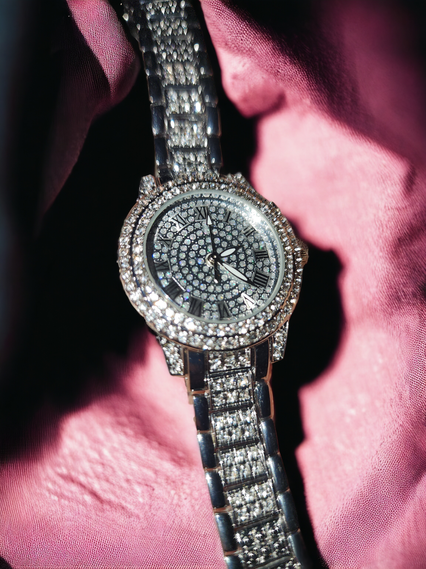 Fashion Watch With Crystals