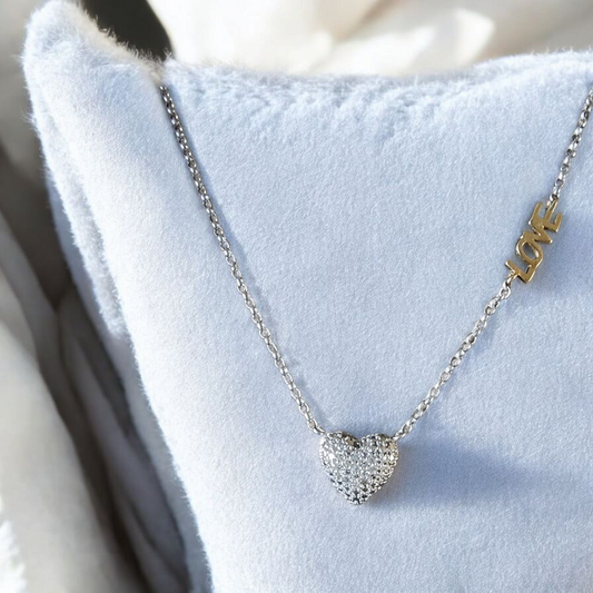 Iced Out Heart Love Necklace ✨️💓💎